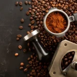 دانه قهوه بهتر است یا قهوه آسیاب‌ شده؟ کدام برای شما بهتر است؟